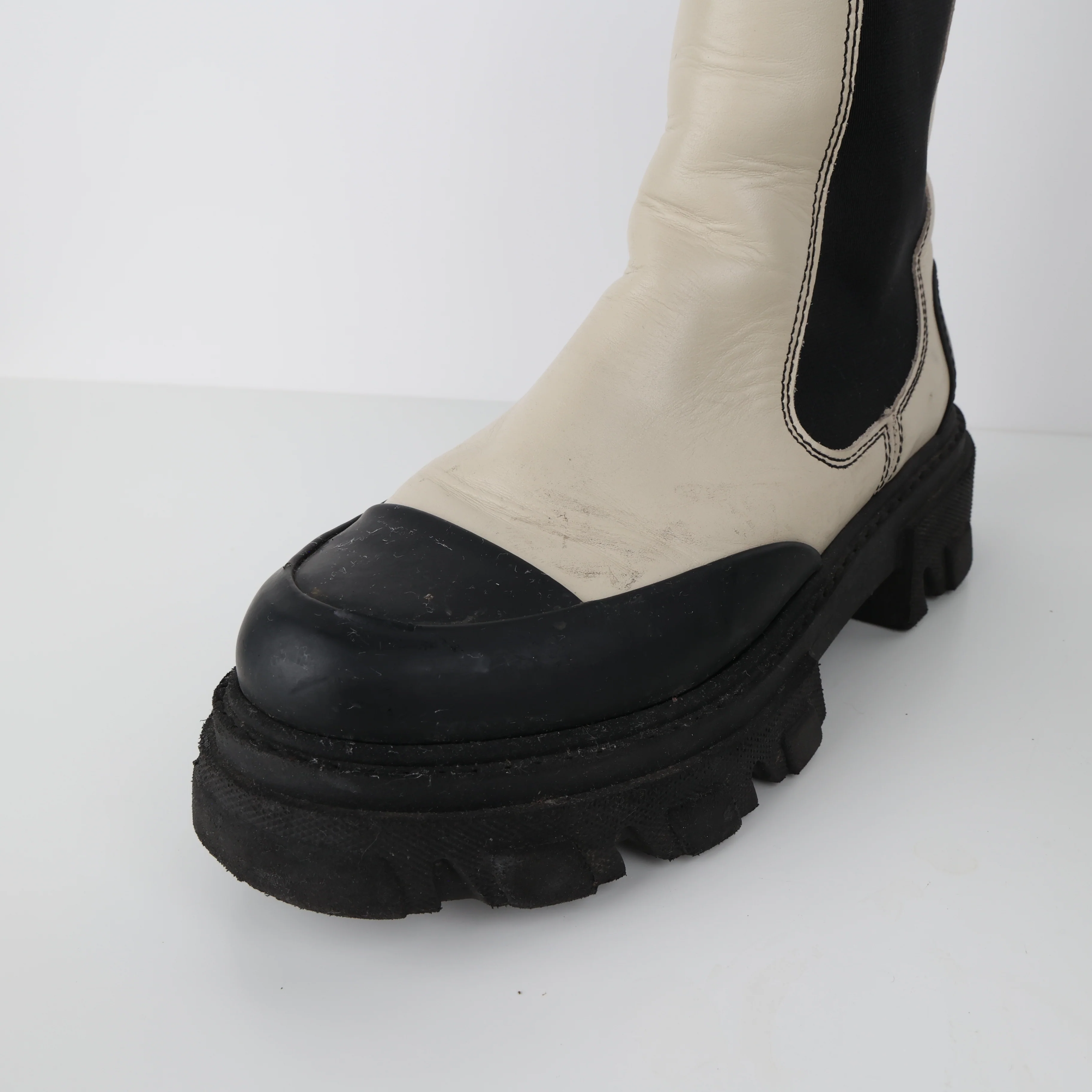 Boots , Shoe Size 39 - Image 6