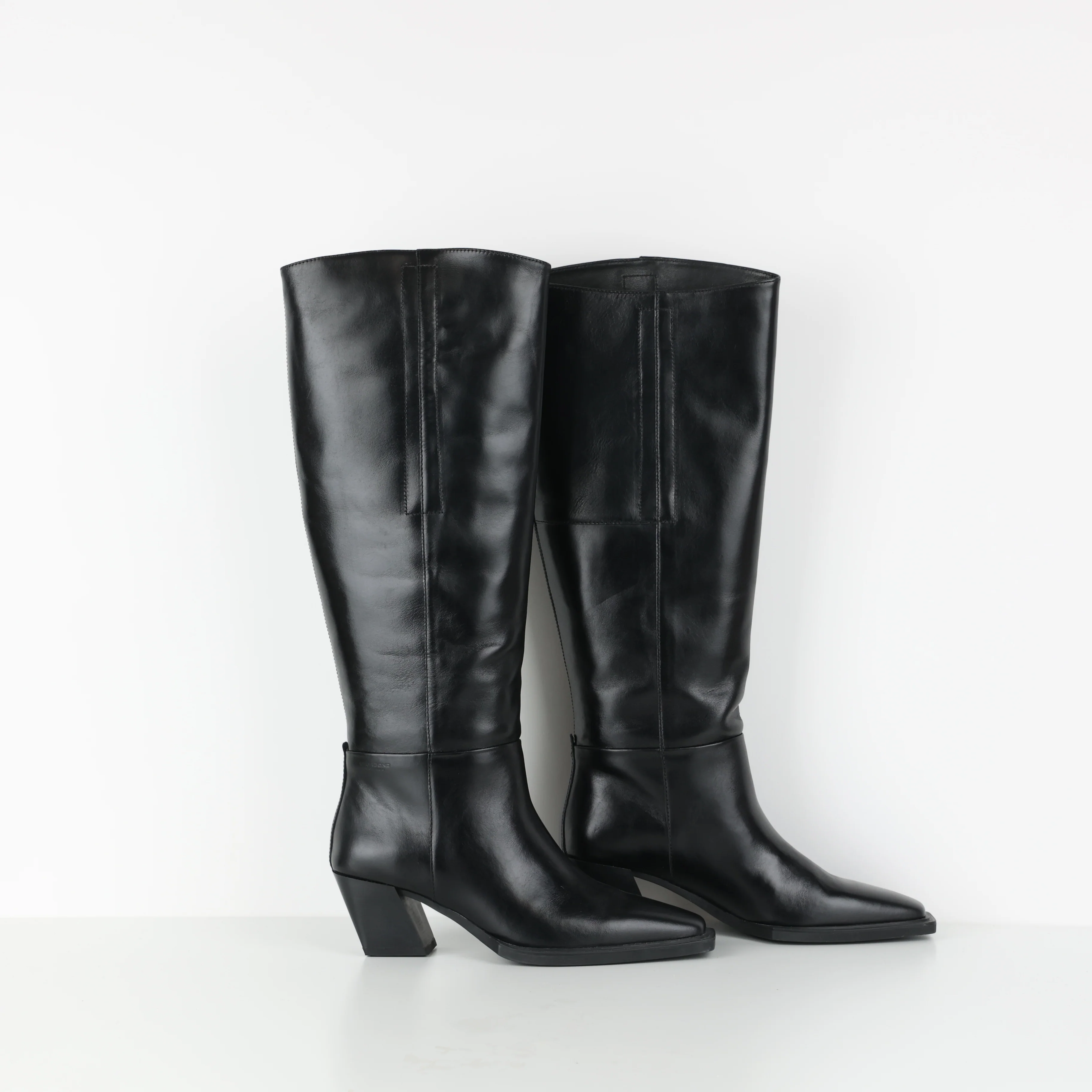 Boots , Shoe Size 37 - Image 2