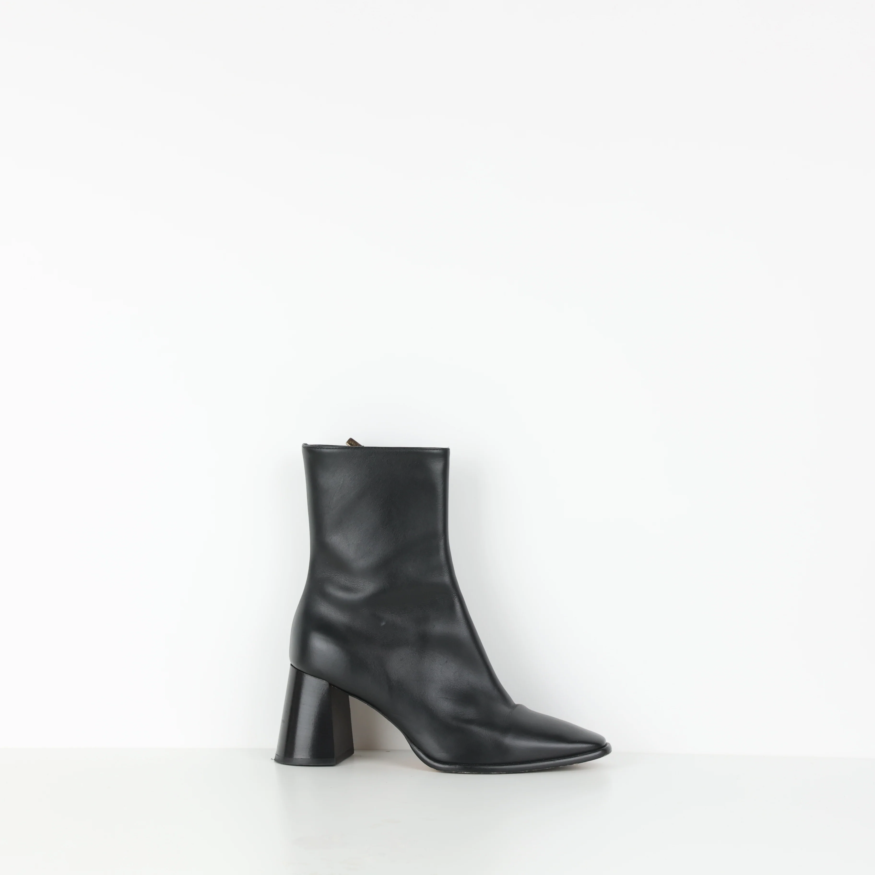 Boots , Shoe Size 39