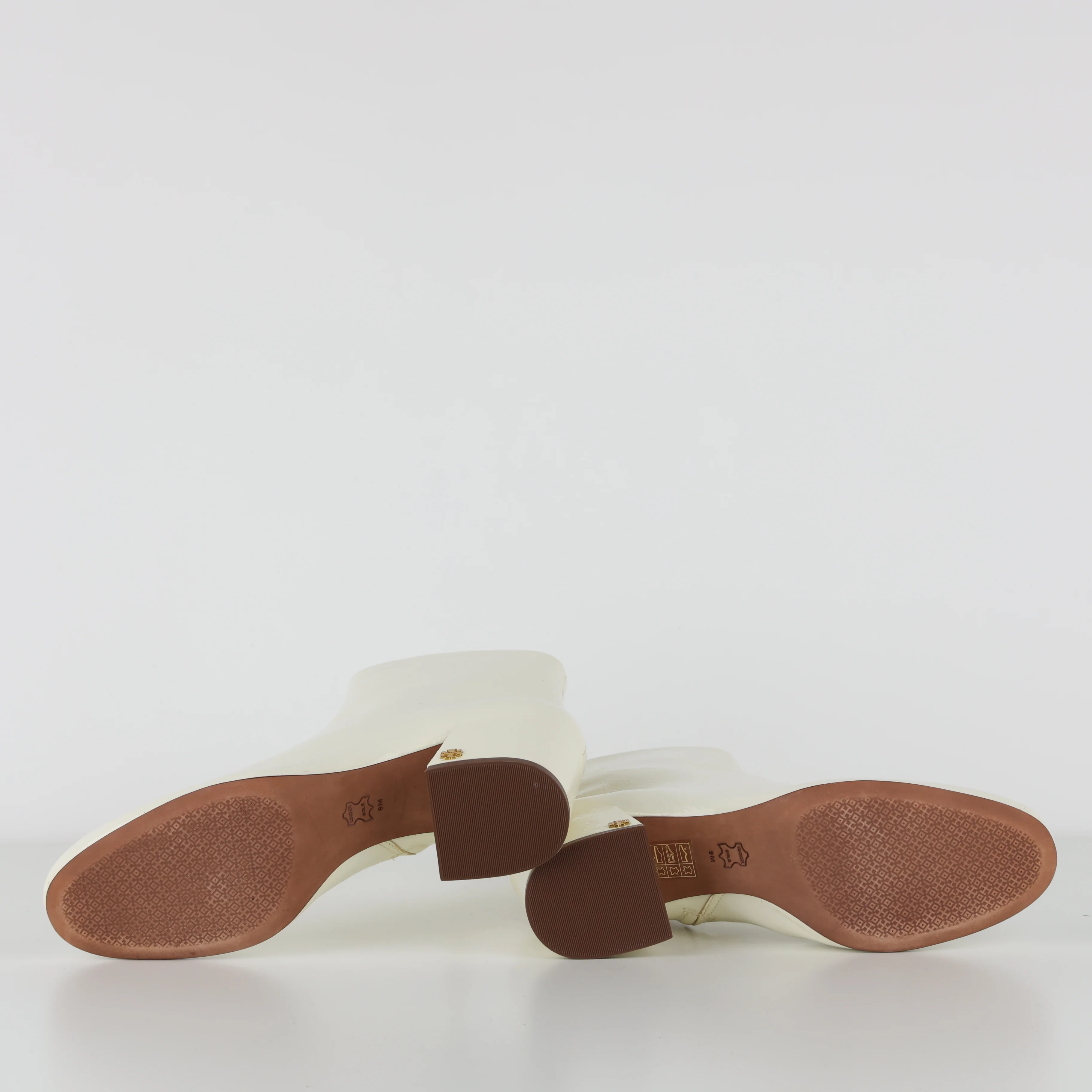 Boots , Shoe Size 38.5 - Image 4