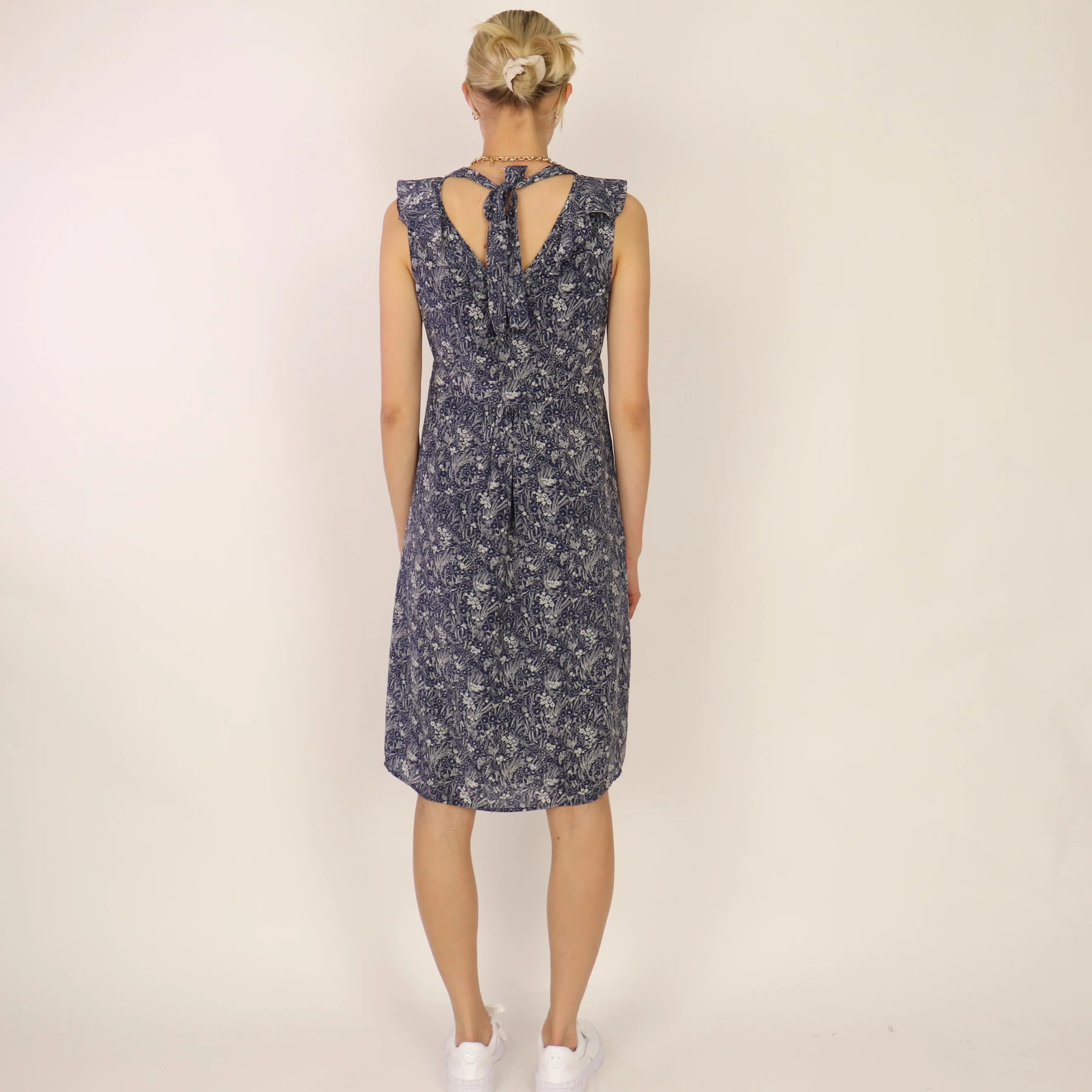 Dress, Size 8 - Image 4