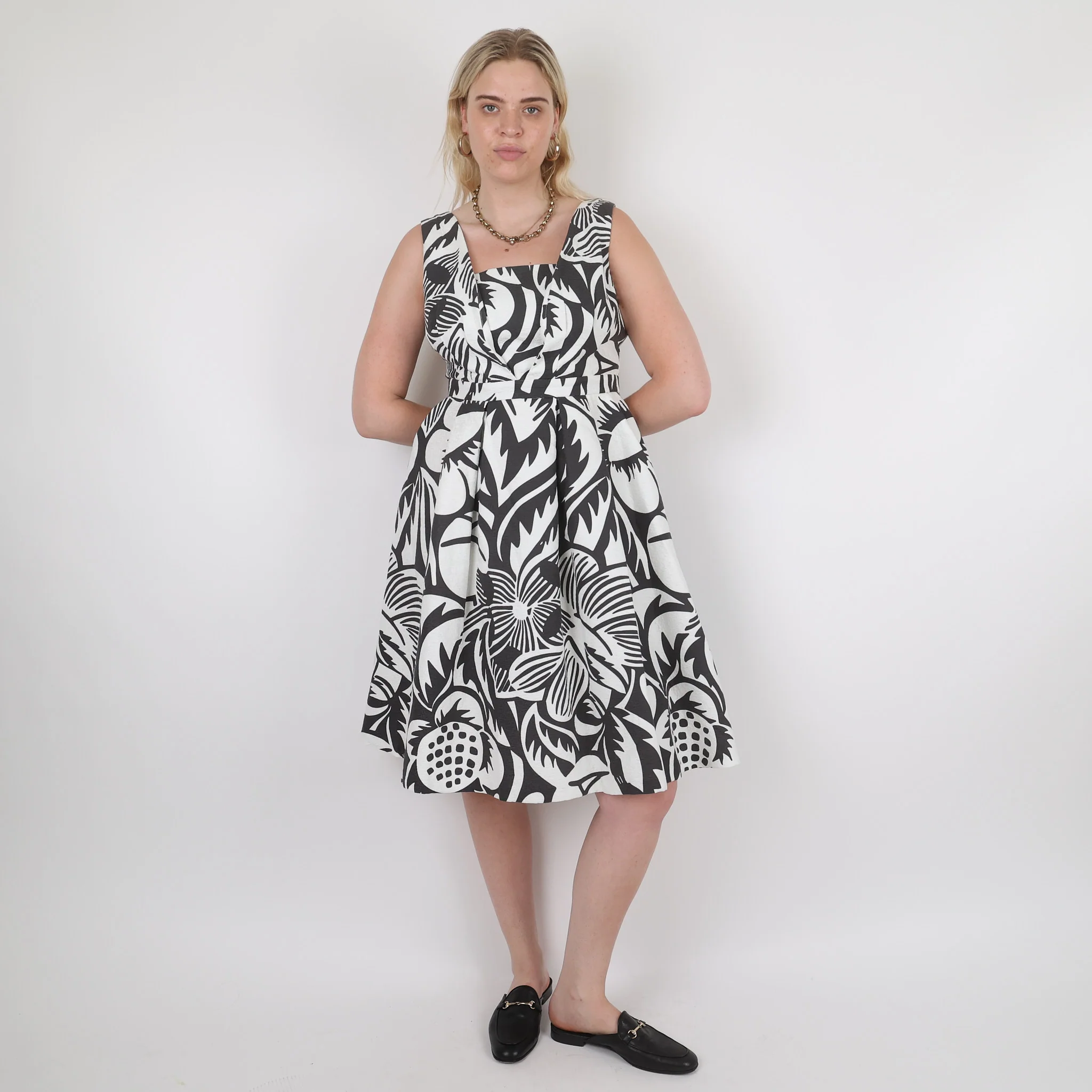Dress, UK Size 14 - Image 2