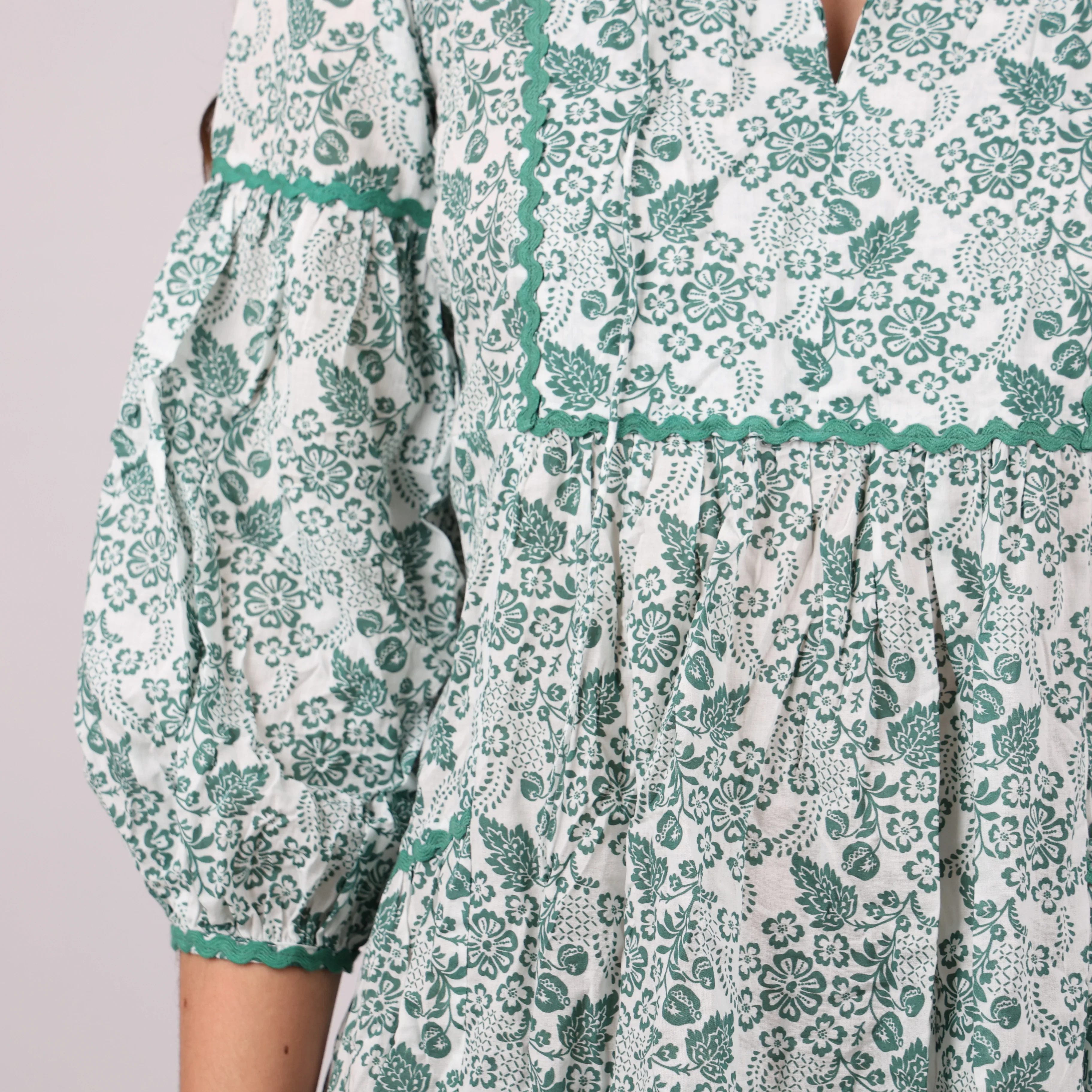Dress, UK Size 10 - Image 4