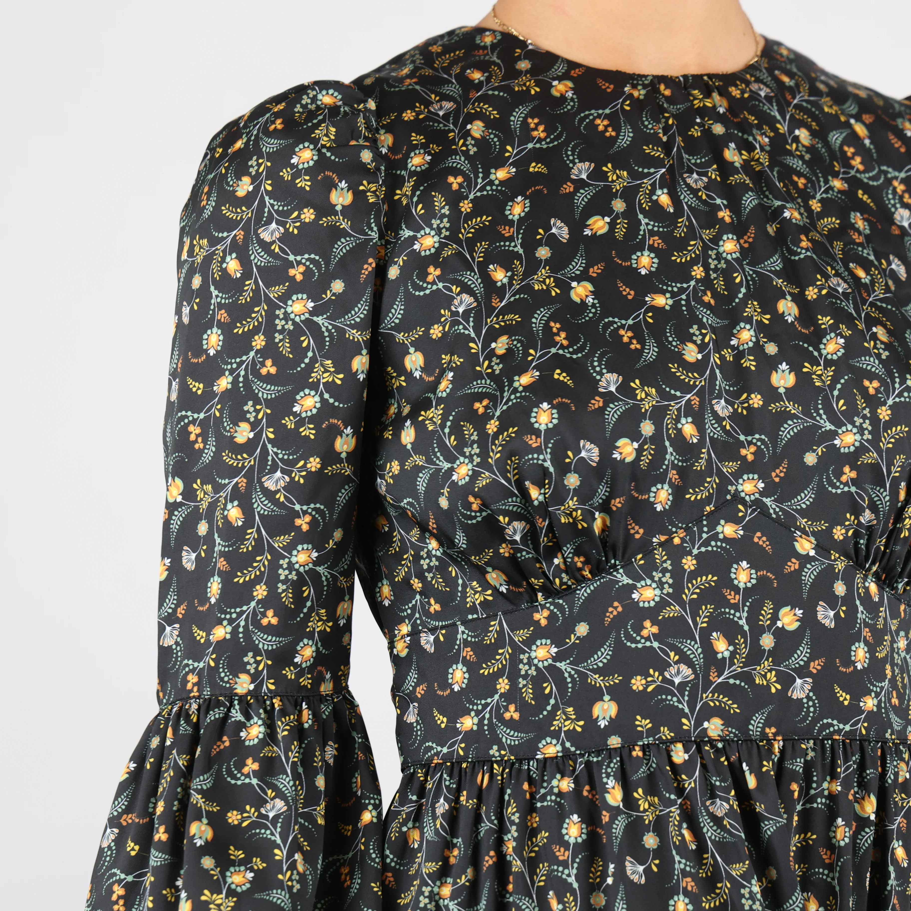 Dress, UK Size 8 - Image 4