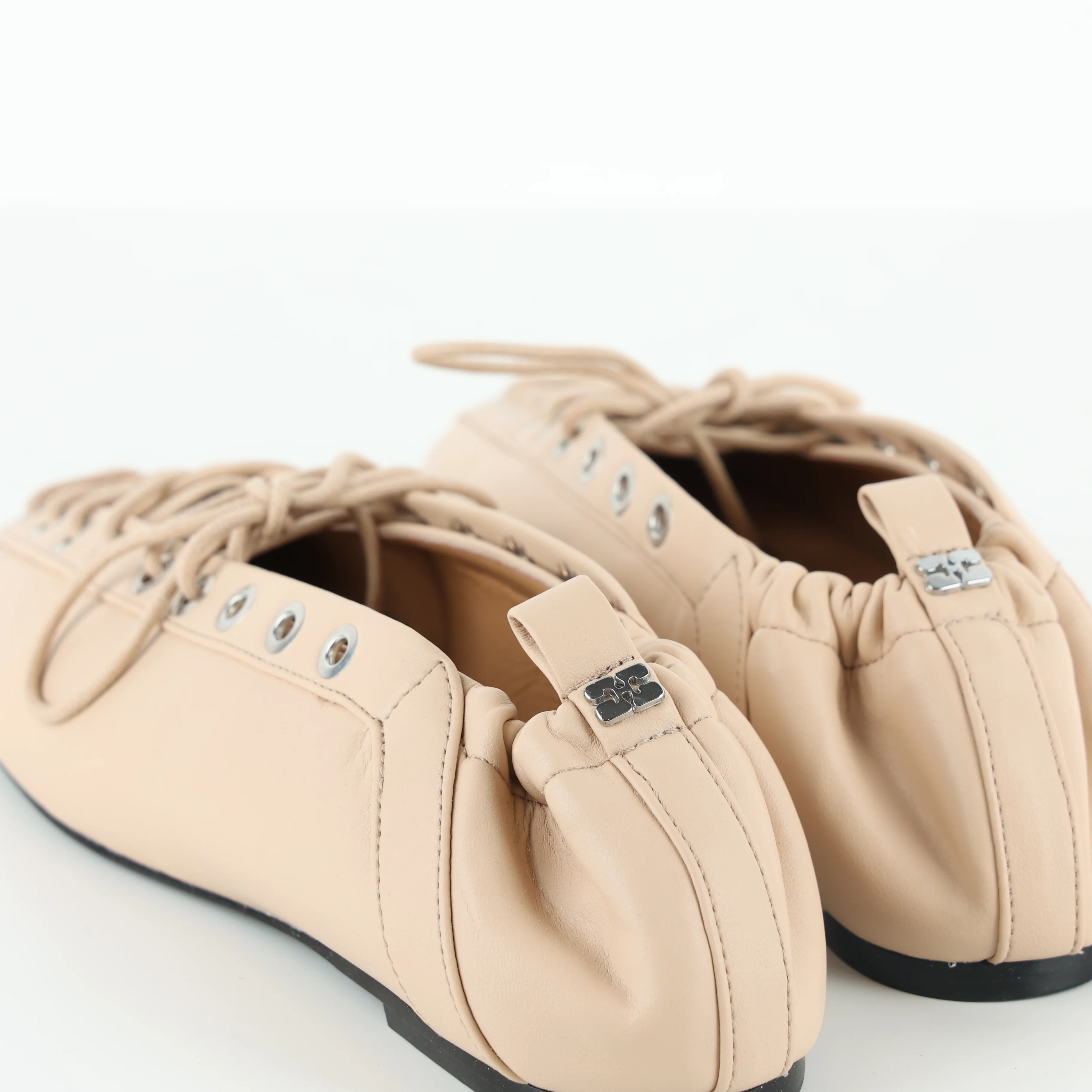 Flats , Shoe Size 38 - Image 4
