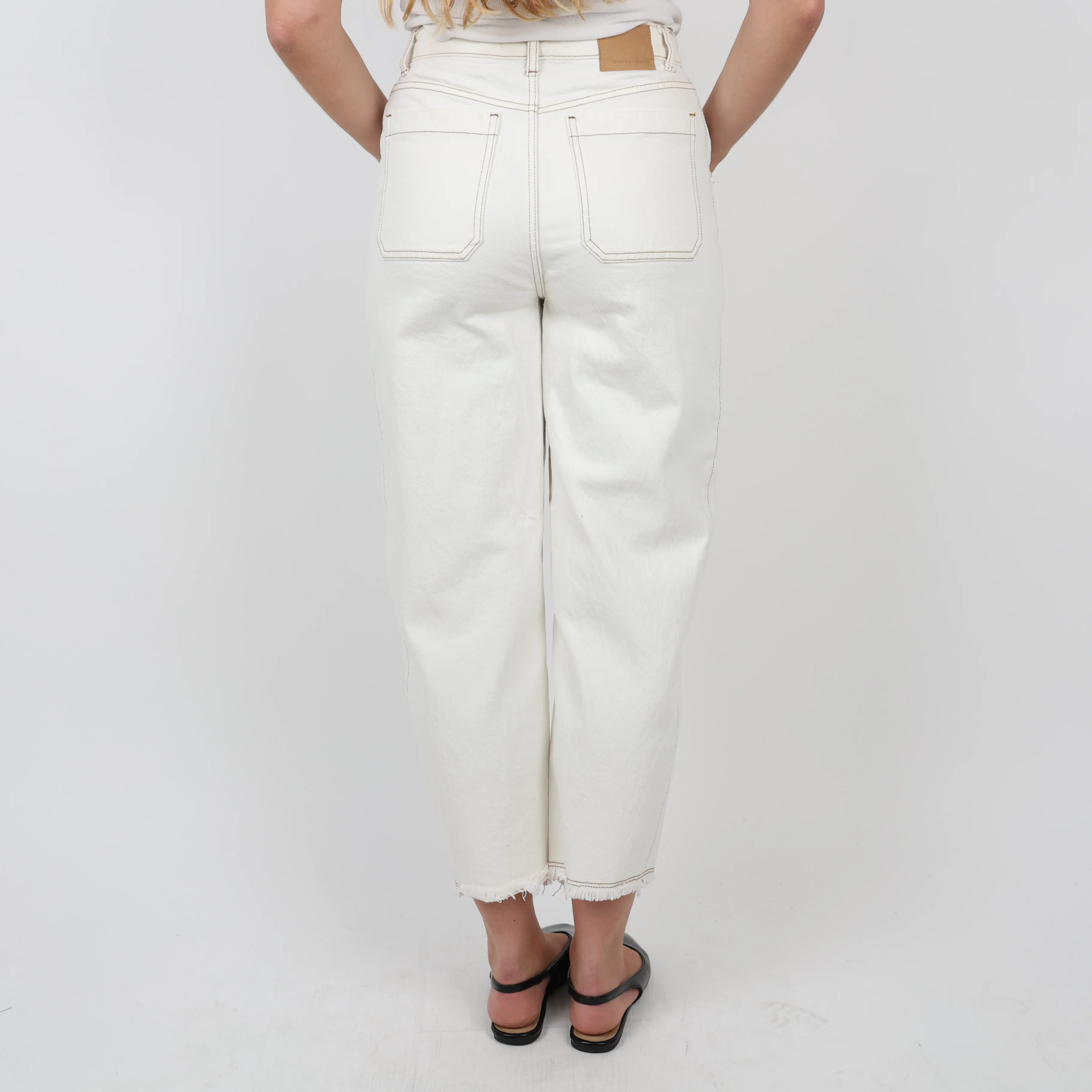 Jeans, Waist 28 - Image 3