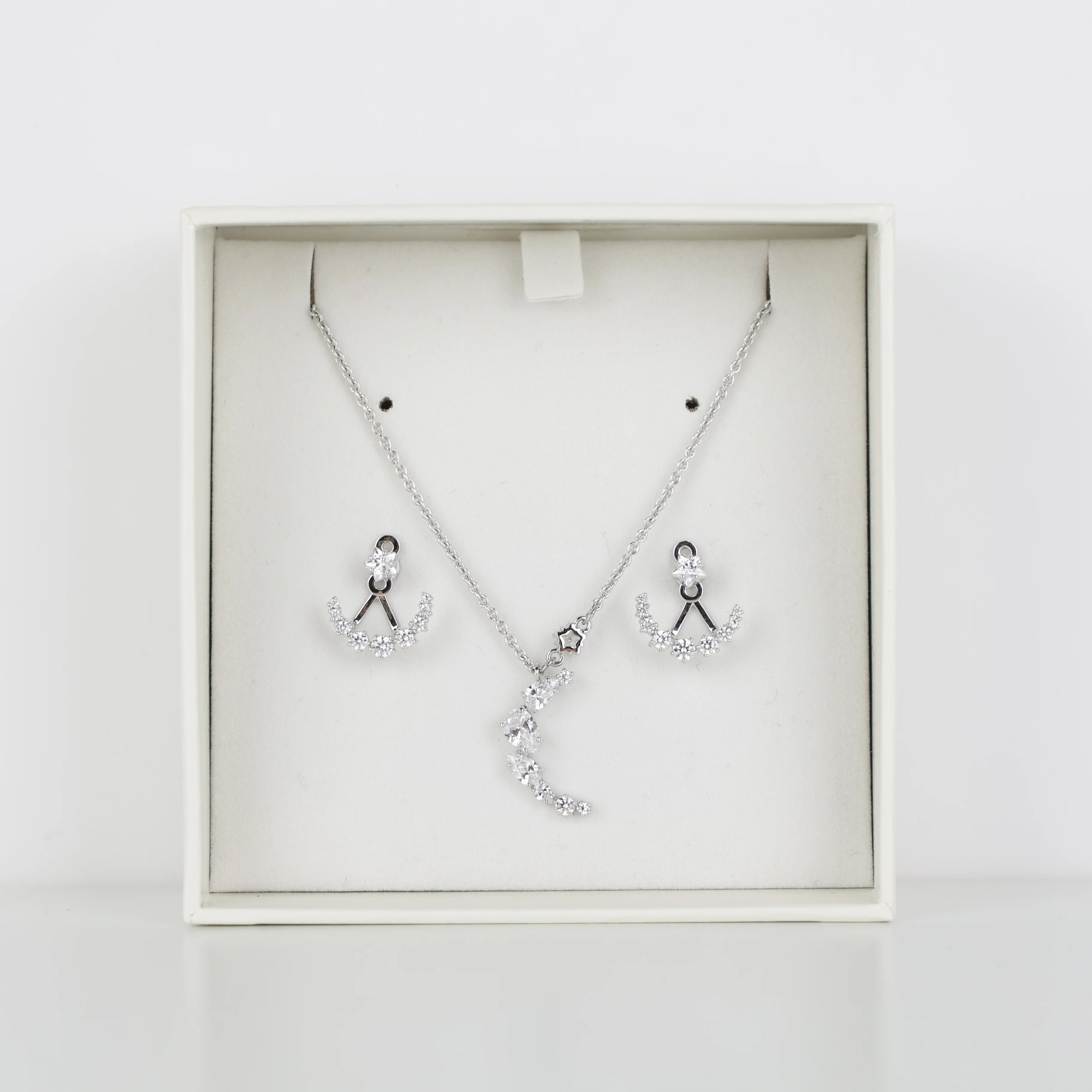 Jewellery , UK Size One Size - Image 2