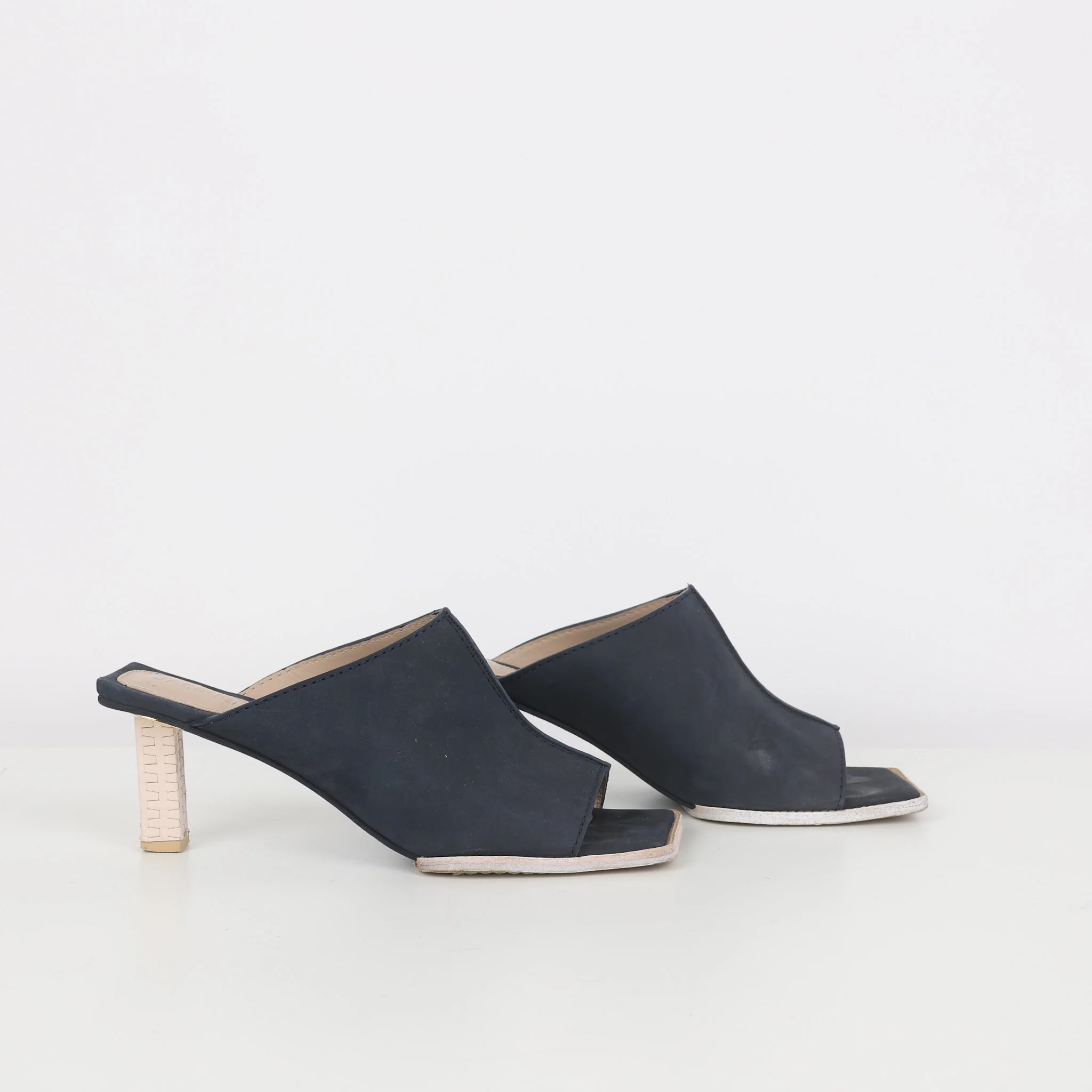 Shoes, Shoe Size 38 - Image 2