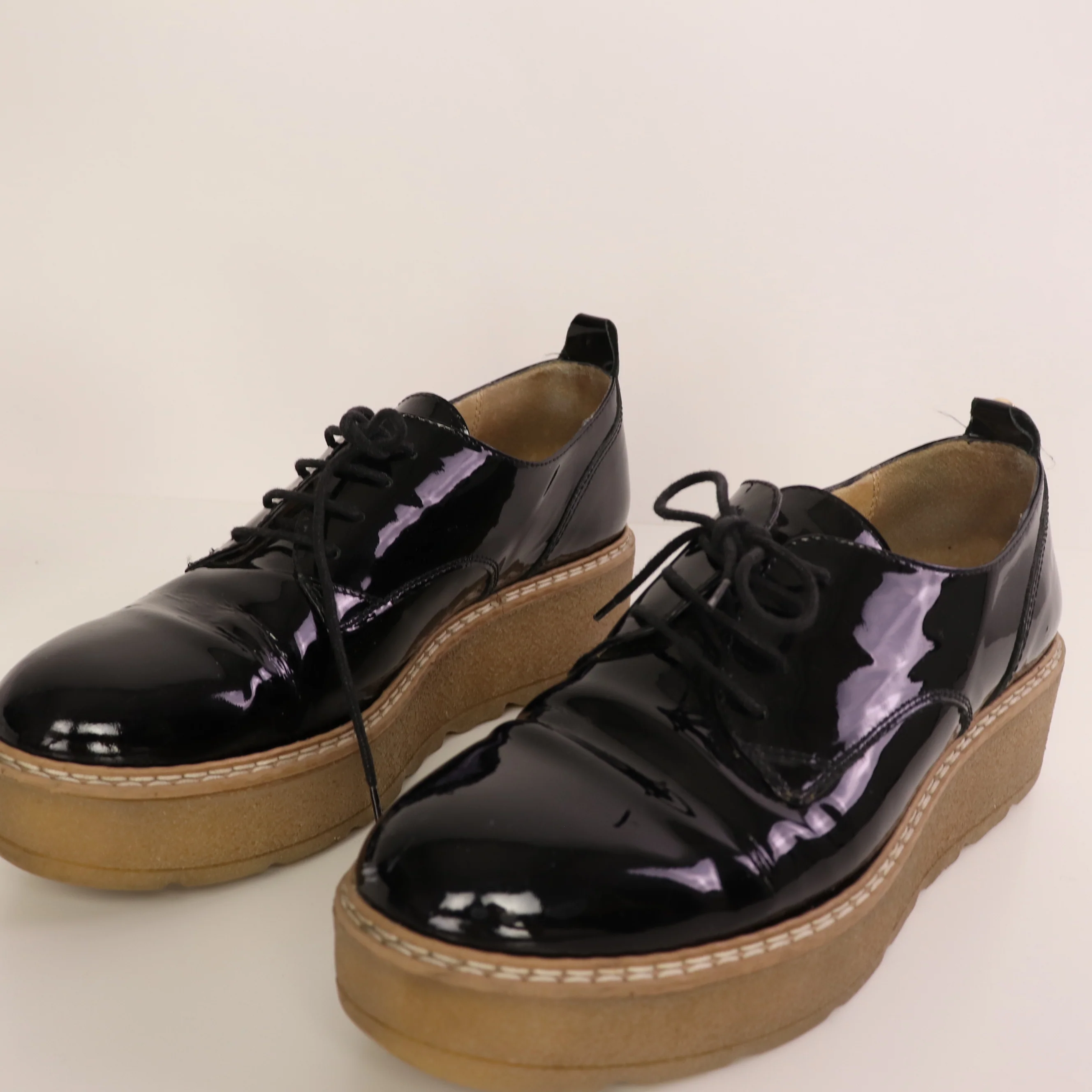 Shoes, Size 40 - Image 3