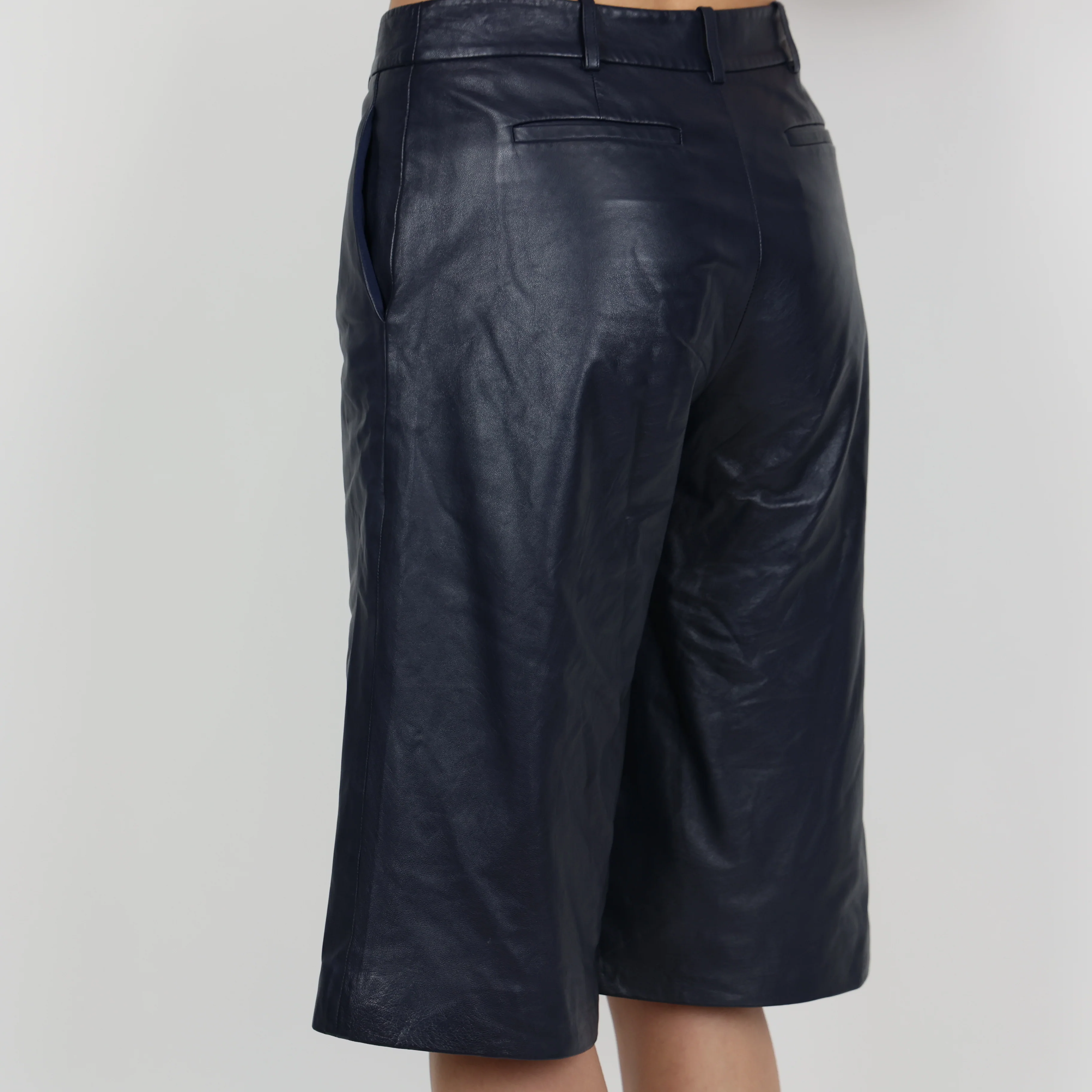 Shorts, UK Size 6 - Image 3