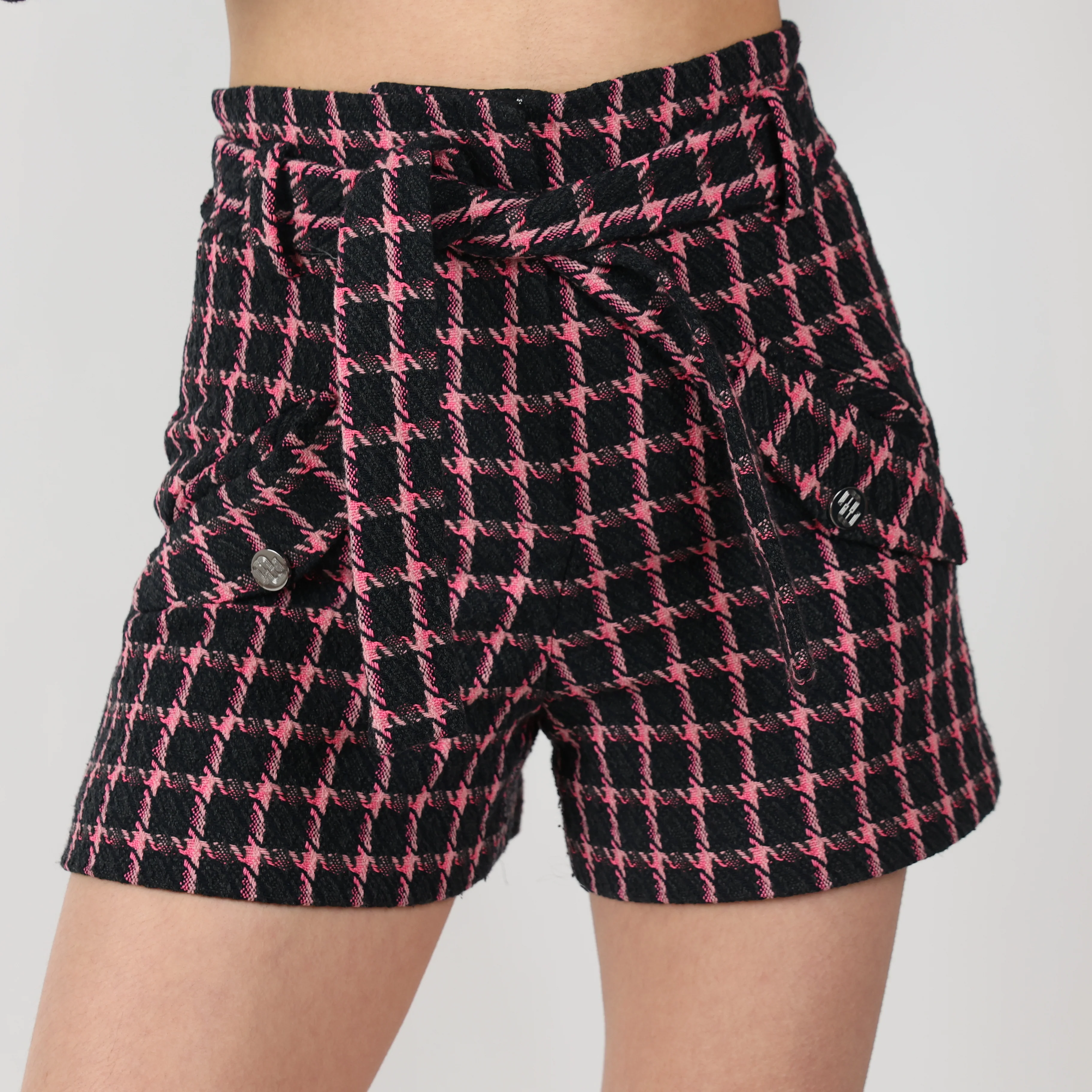 Shorts, UK Size 6 - Image 2