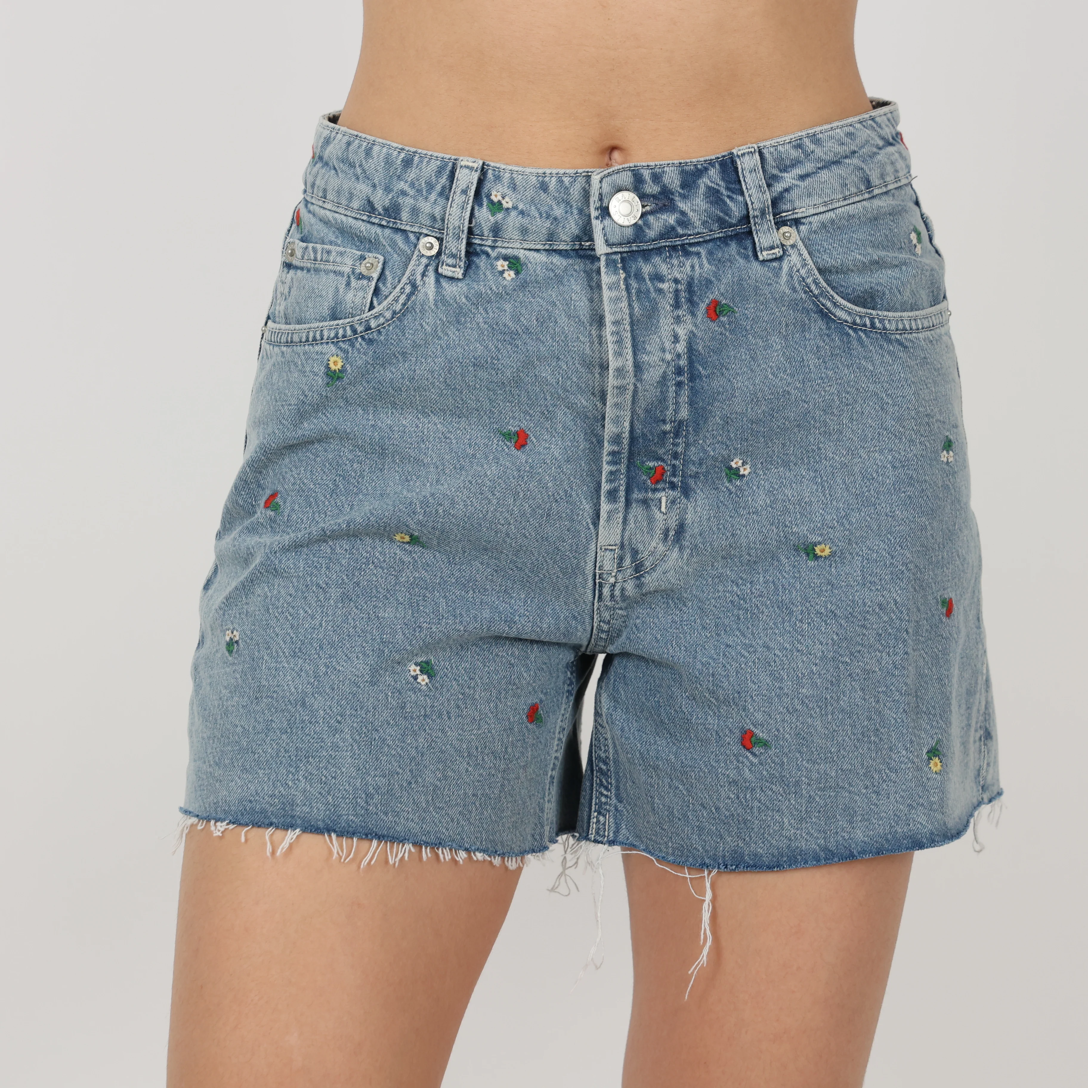 Shorts, Waist 27 - Image 2