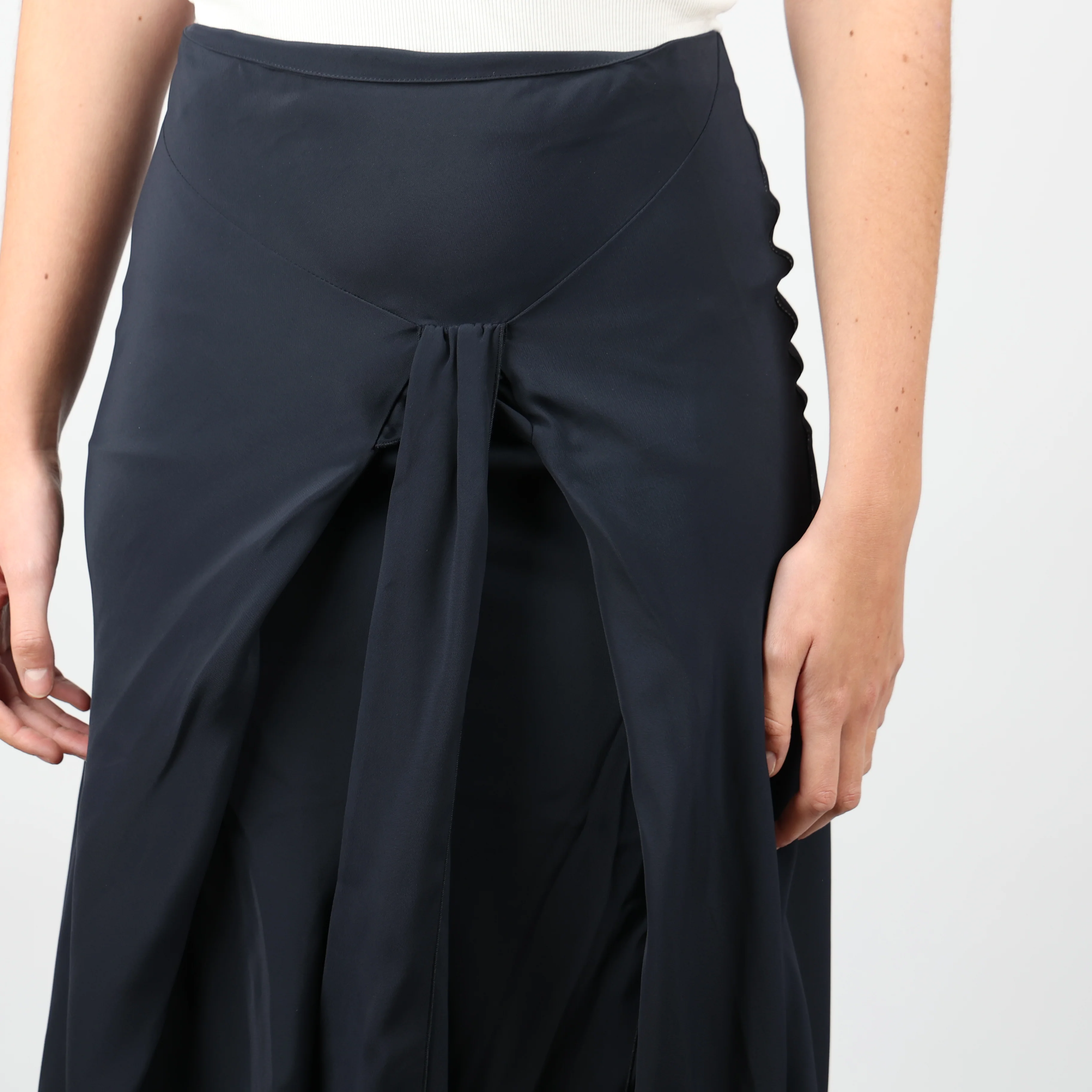Skirt, UK Size 6 - Image 4