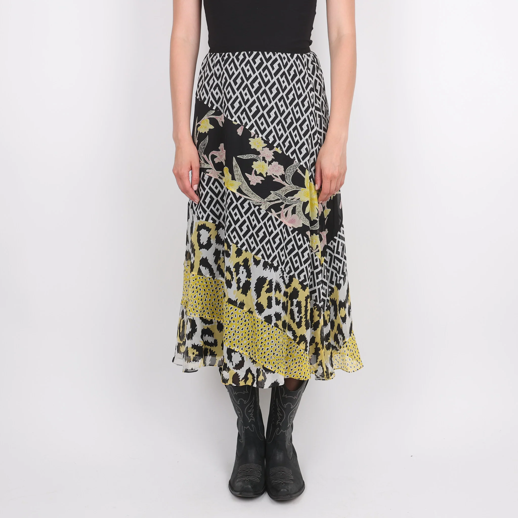 Skirt, UK Size 6