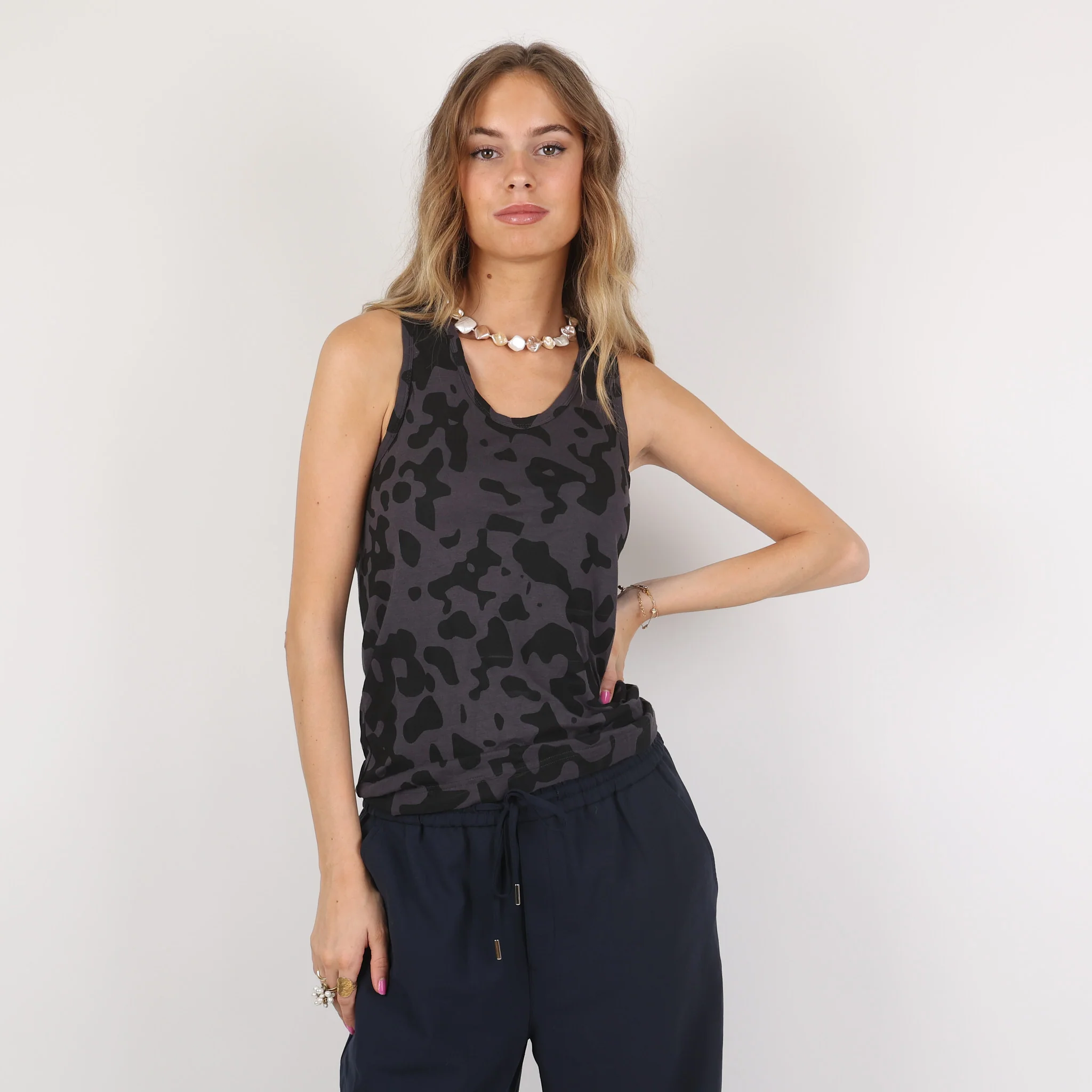 Top, UK Size 8 - Image 2