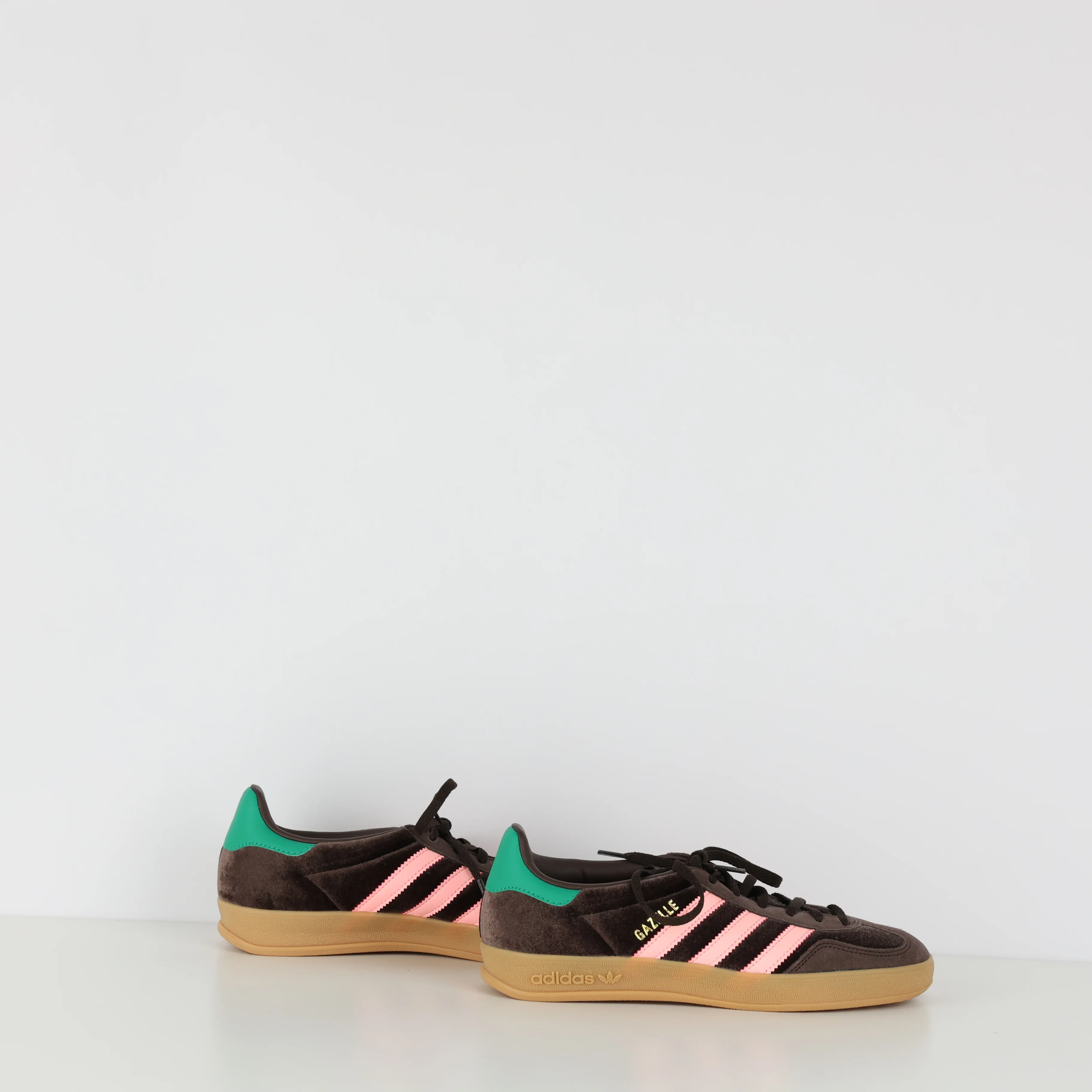 Trainers , Shoe Size 37.5 - Image 2