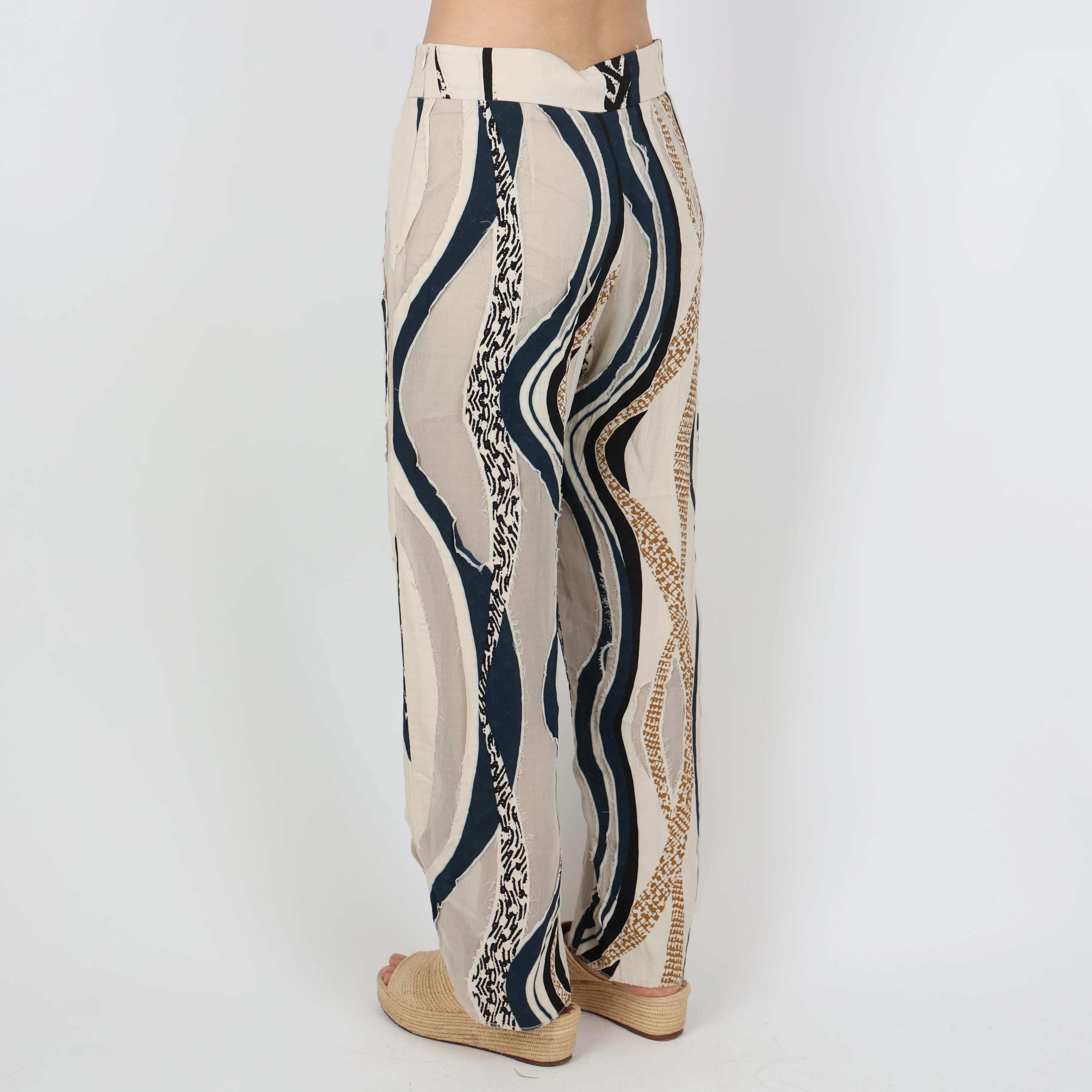 Trousers, Waist 30 - Image 3